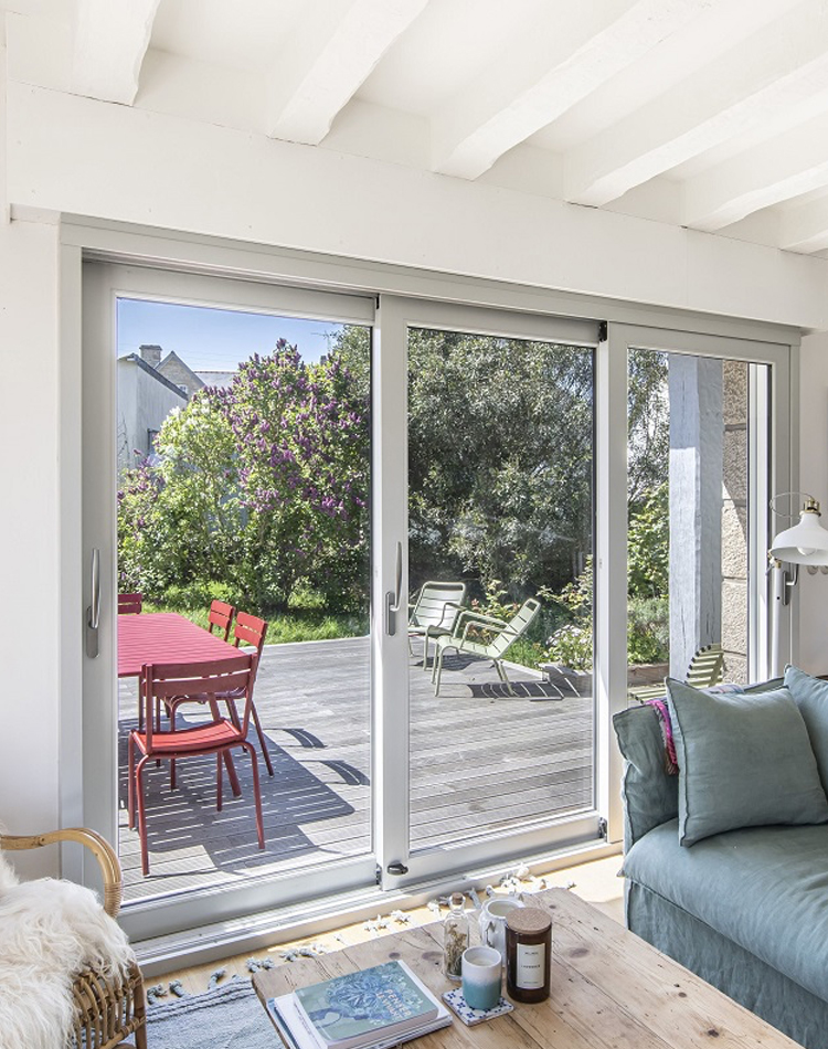 Baies coulissantes en bois Atulam à Montgeron (91) - La Fermeture Parisienne project-slider-image