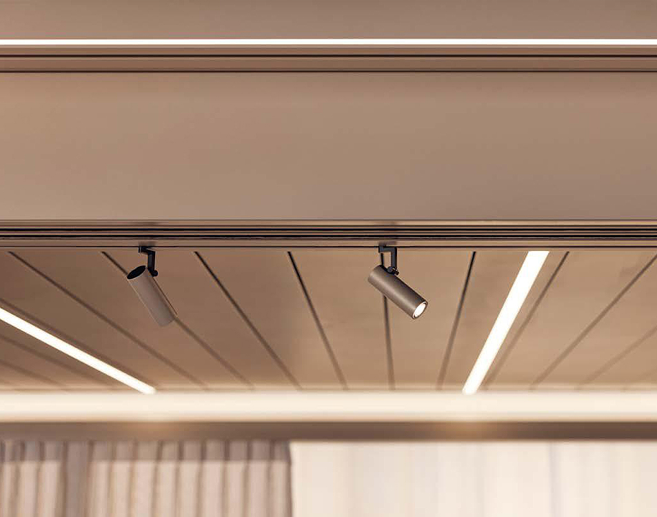 Pergolas haut de gamme à Bures-sur-Yvette (91) - La Fermeture Parisienne project-slider-image