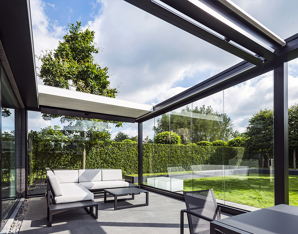 Pergolas bioclimatiques camargue-skye à Fontaine-la-Rivière (91) - La Fermeture Parisienne project-slider-image