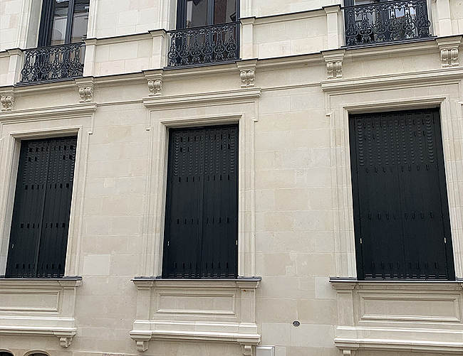 Persiennes métalliques à Longjumeau (91) - La Fermeture Parisienne project-slider-image