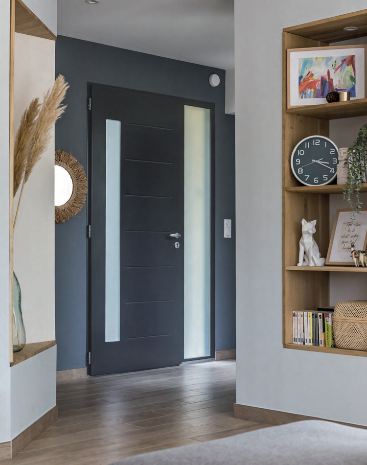 Porte d'entrée en acier BEL'M à Beauvais (91) - La Fermeture Parisienne project-slider-image