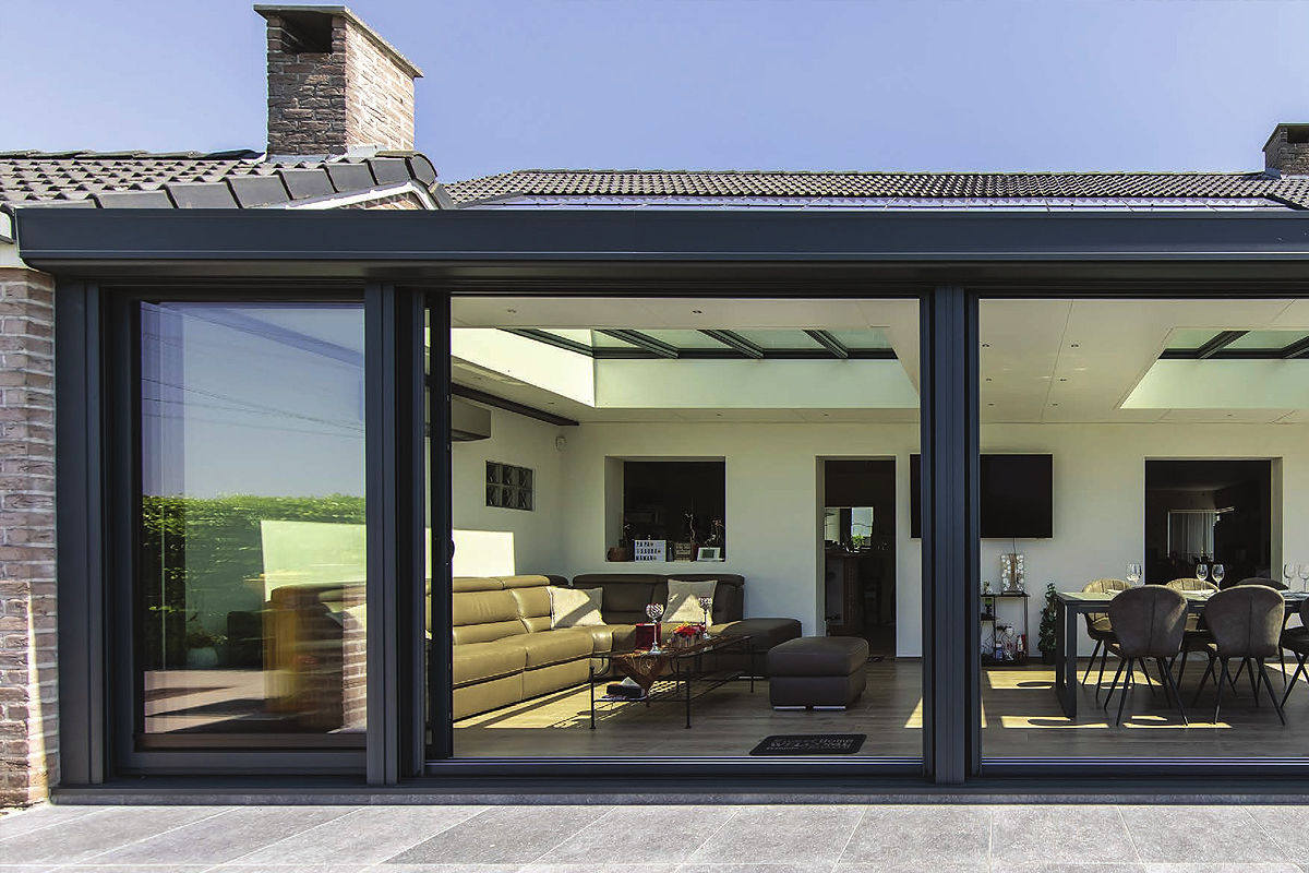 Vérandas classique alu à Saint-Germain-lès-Corbeil (91) - La Fermeture Parisienne project-slider-image